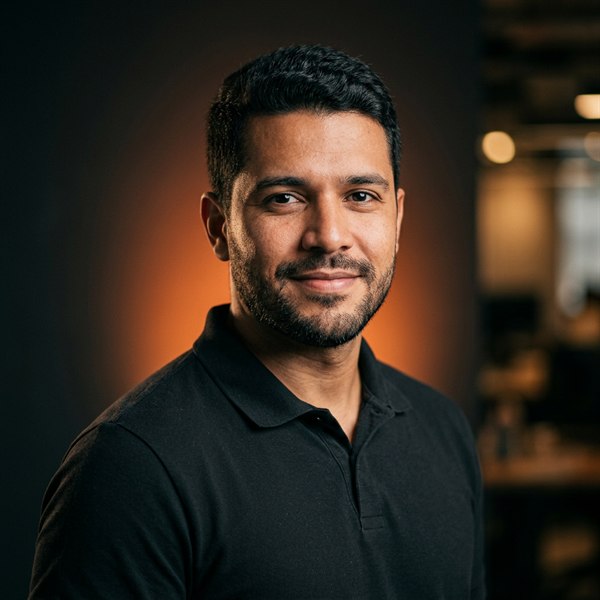 Gabriel Nascimento, fundador da Vexo, especialista em sites profissionais para PME em Salvador-BA